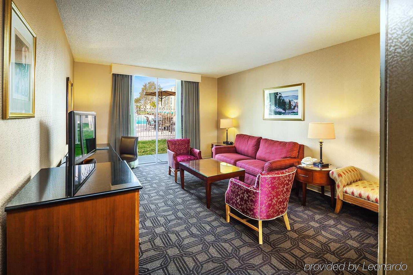 Hilton Oakland Airport Hotell Eksteriør bilde